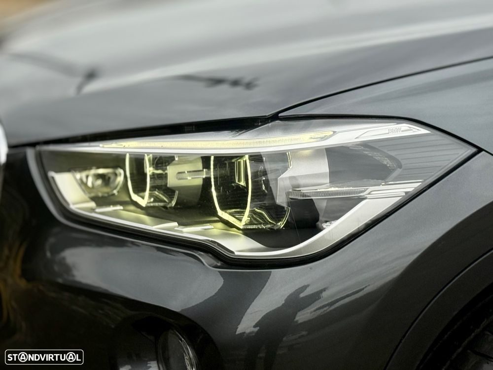 BMW X1 16 d sDrive Auto Line Sport - 28