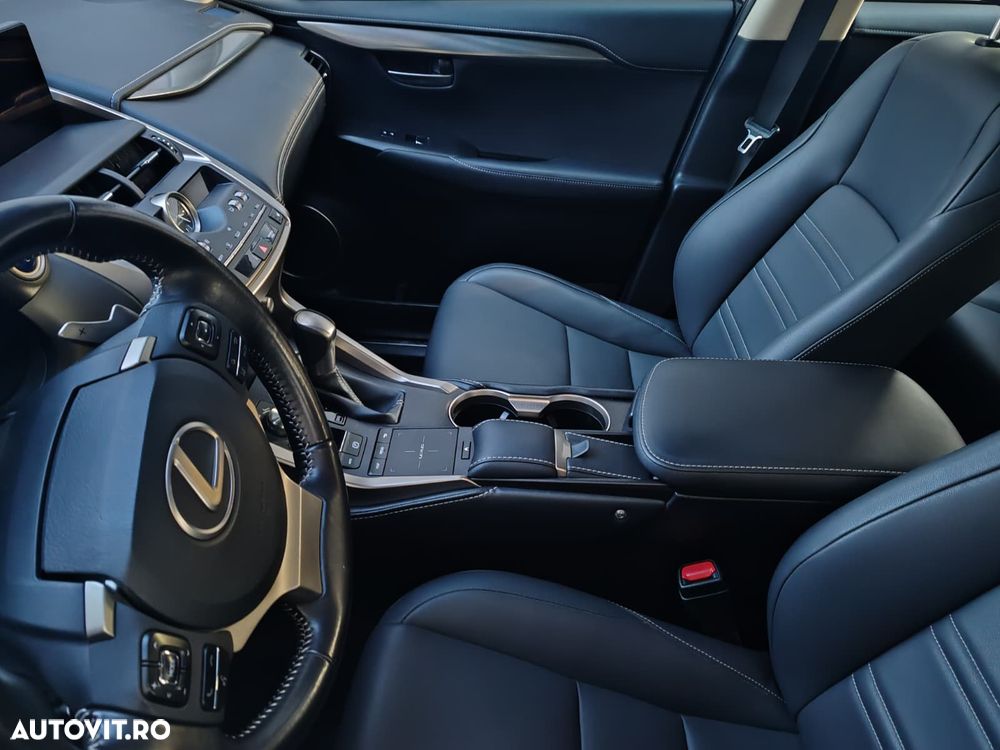 Lexus Seria NX 300h Business Edition - 13