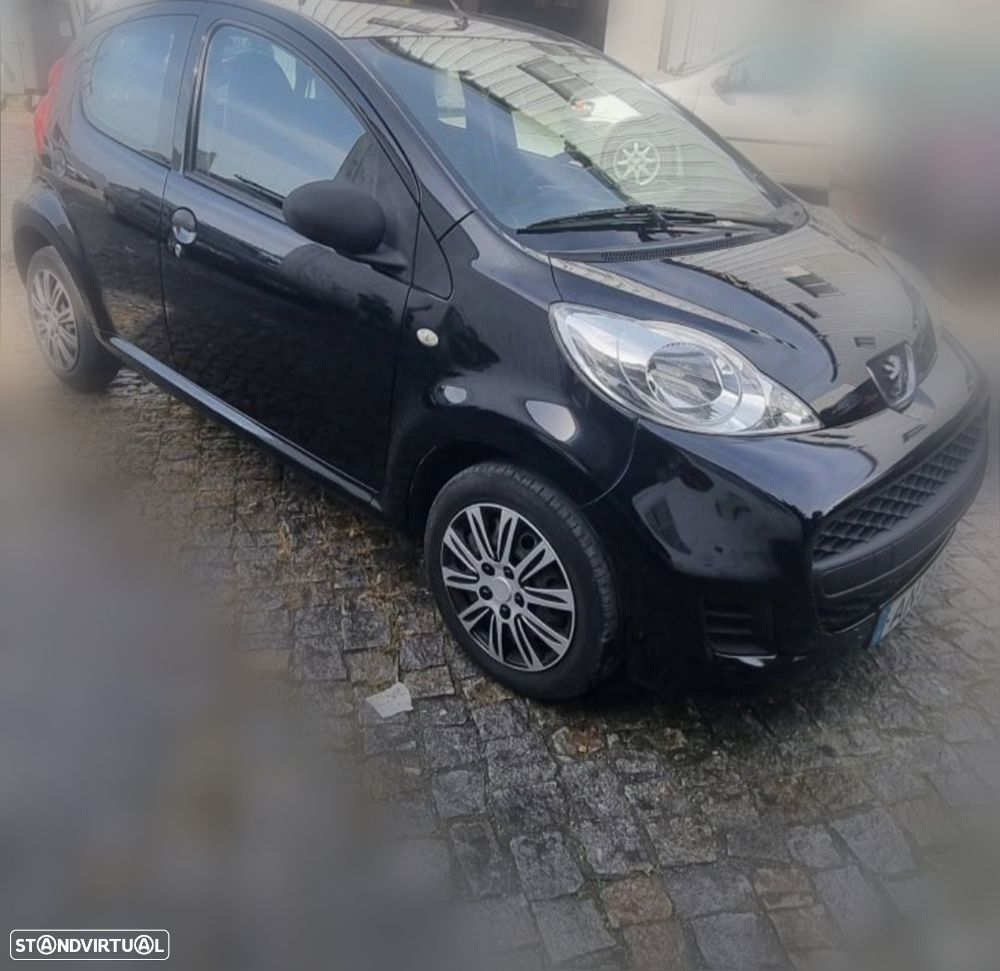 Peugeot 107 1.0 Urban - 3