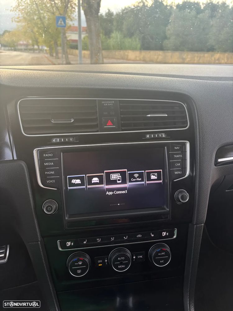 VW Golf 2.0 TDi GTD - 27