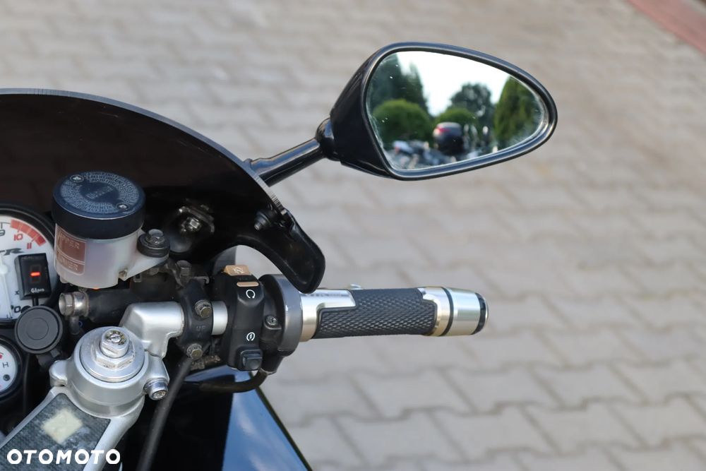 Honda VTR - 29