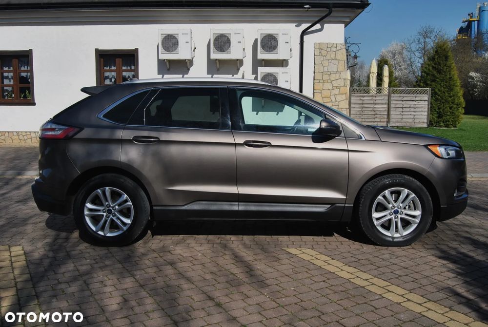 Ford Edge - 18