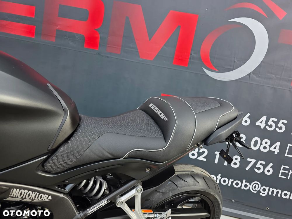 Honda CB - 11