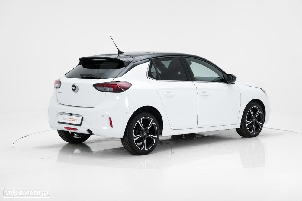 Opel Corsa 1.2 T GS - 3