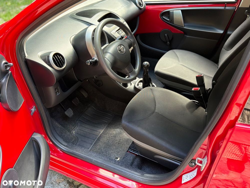 Toyota Aygo - 11