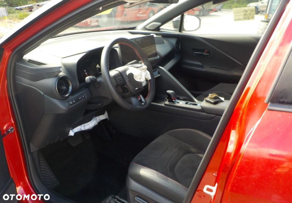 Toyota C-HR - 28