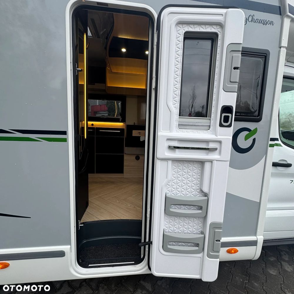 Ford Chausson 797 Titanium Ultimate - 10