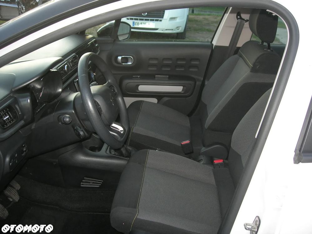 Citroën C3 Pure Tech 83 S&S LIVE - 12