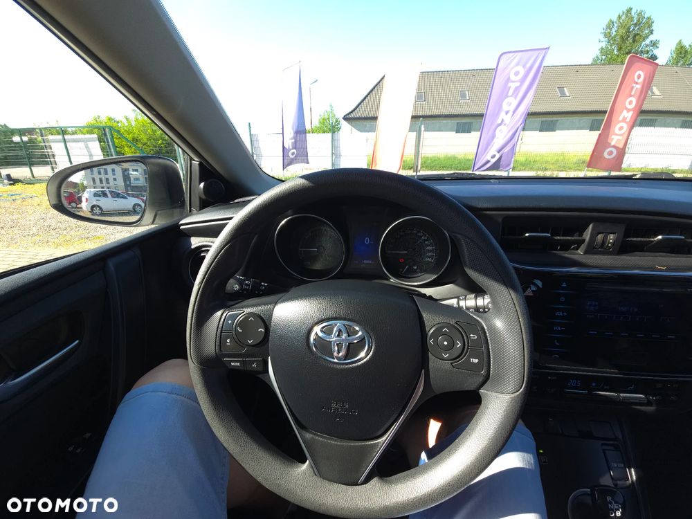Toyota Auris 1.8 HSD Luna - 28