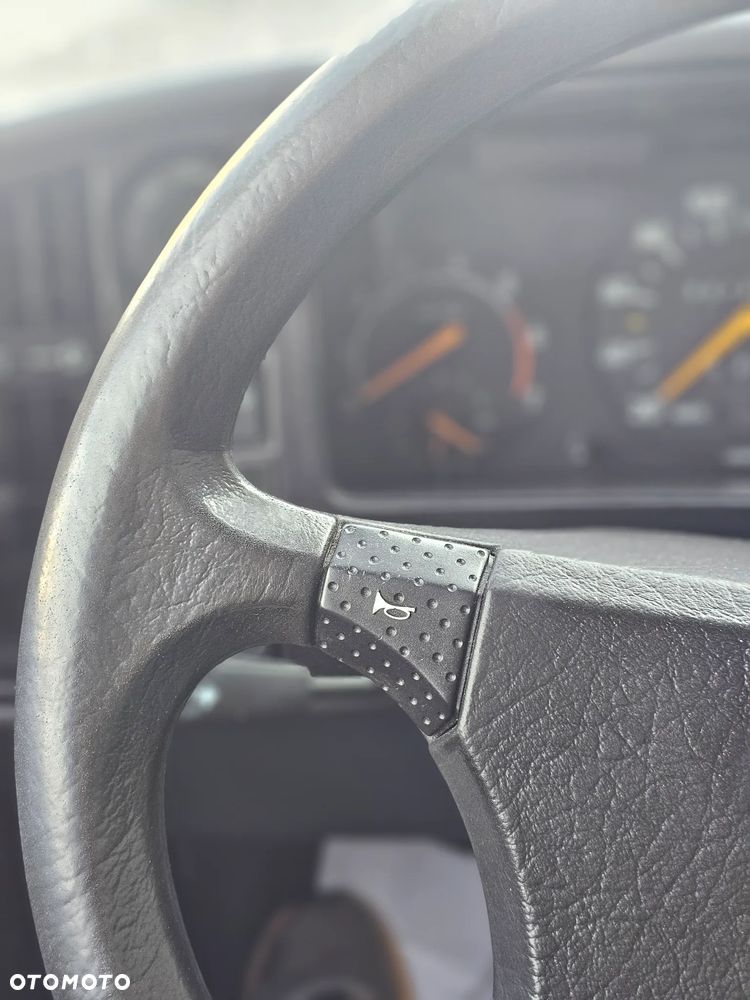 Saab 900 - 23