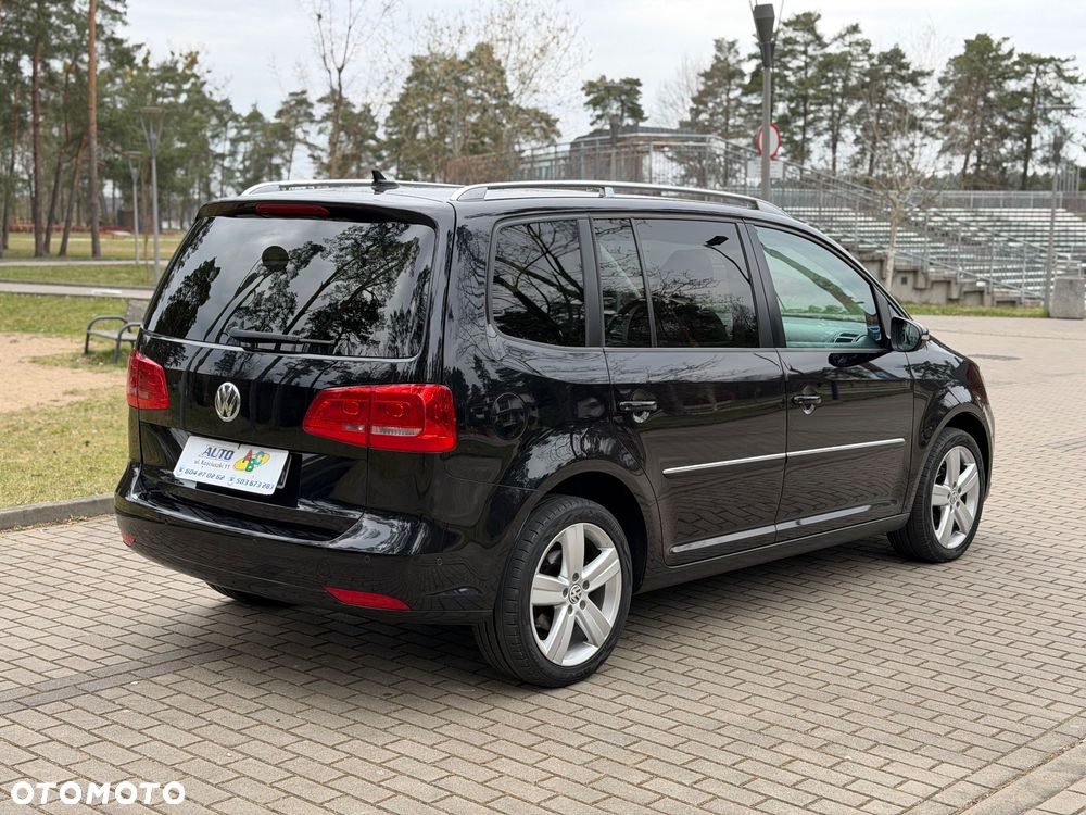 Volkswagen Touran 2.0 TDI Highline - 3