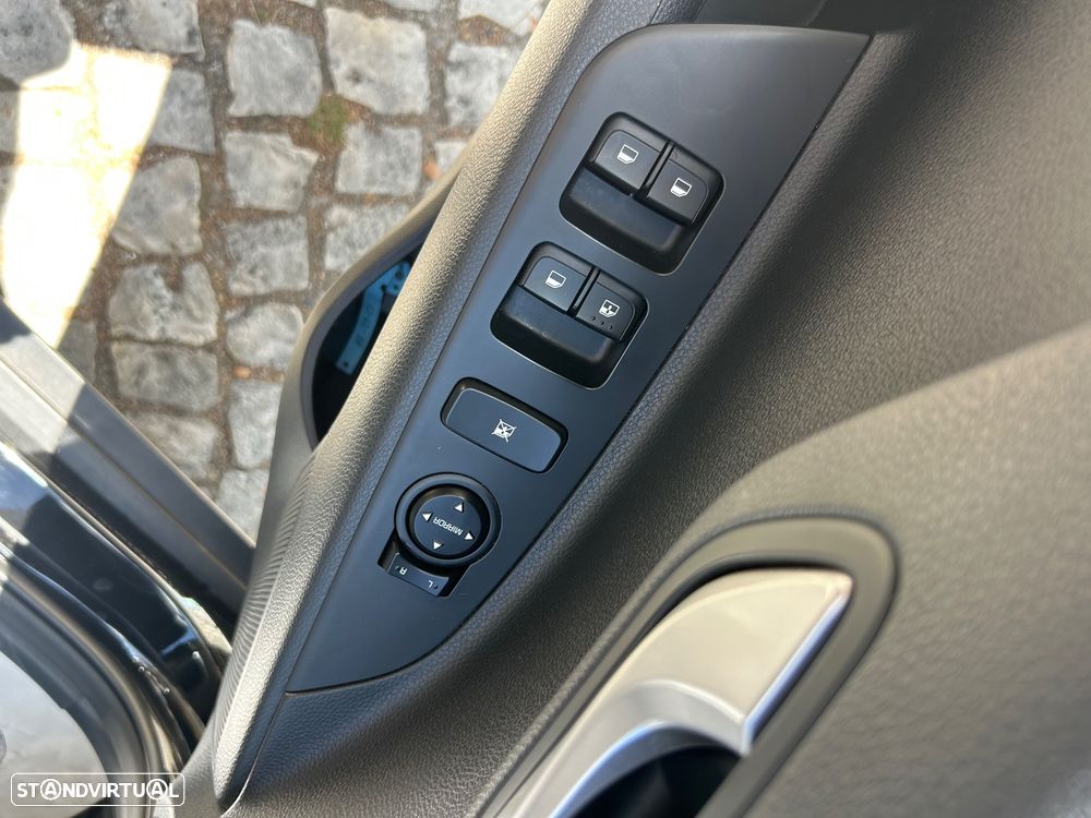 Kia Stonic 1.2 Dynamic - 25