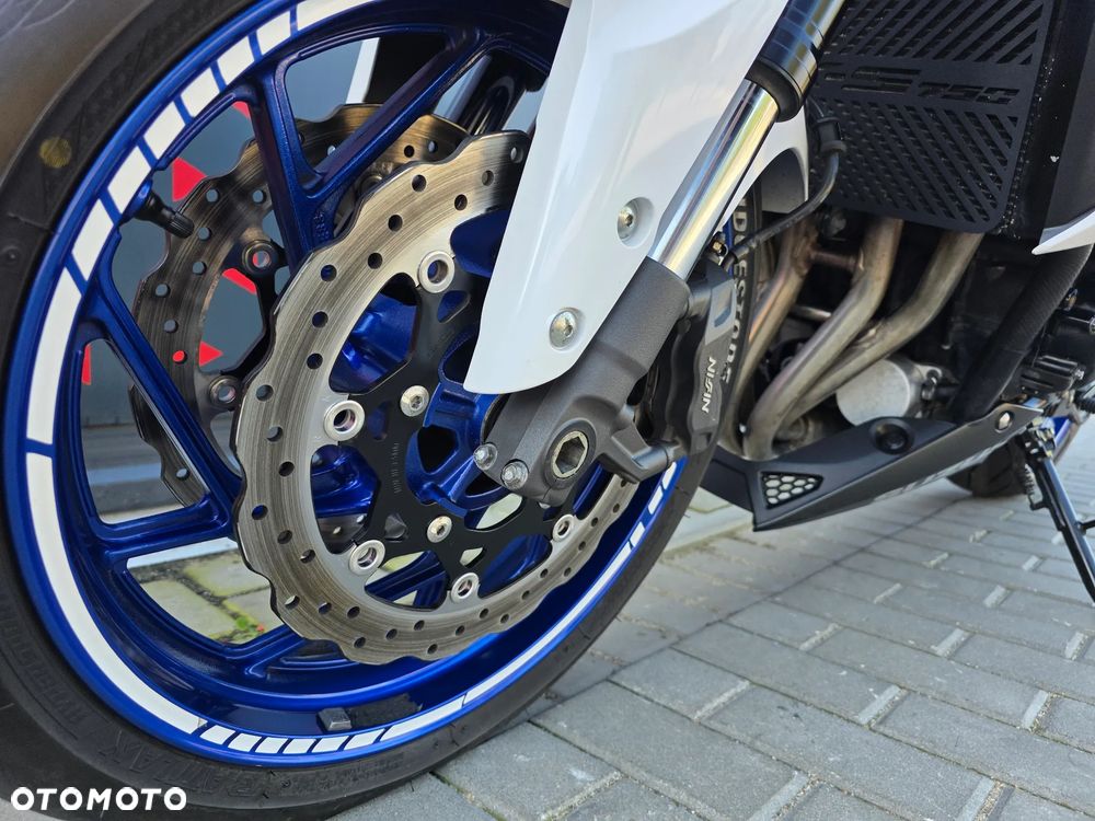 Suzuki GSX - 14
