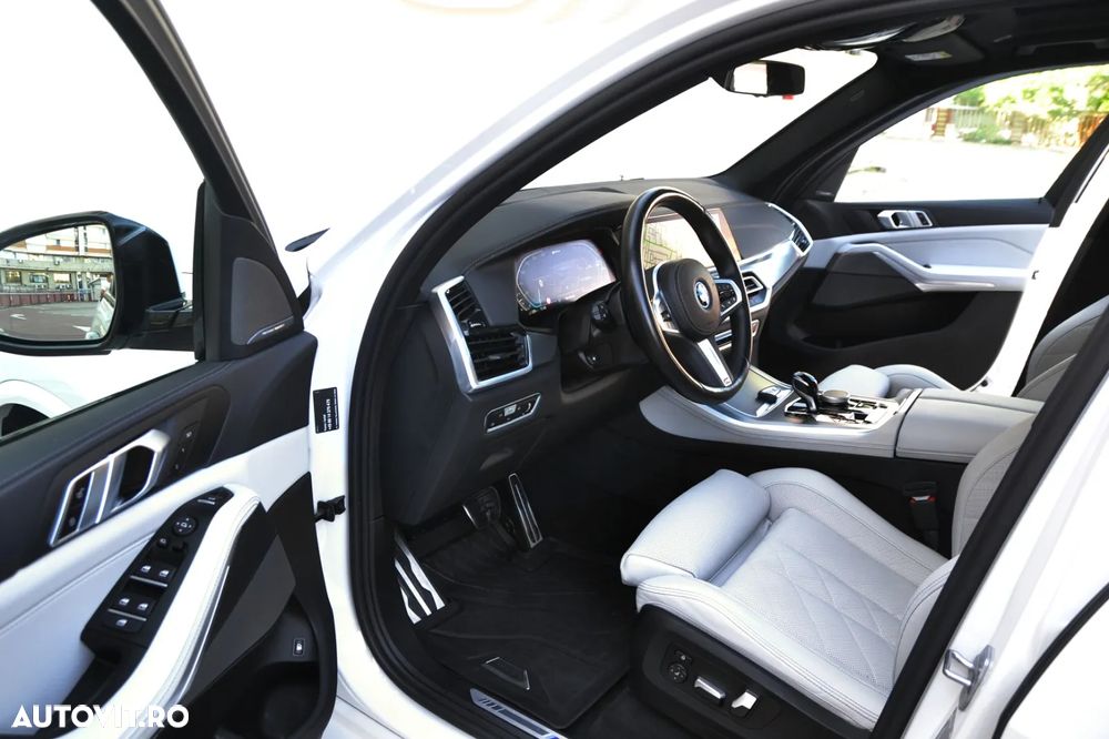 BMW X5 xDrive45e - 17