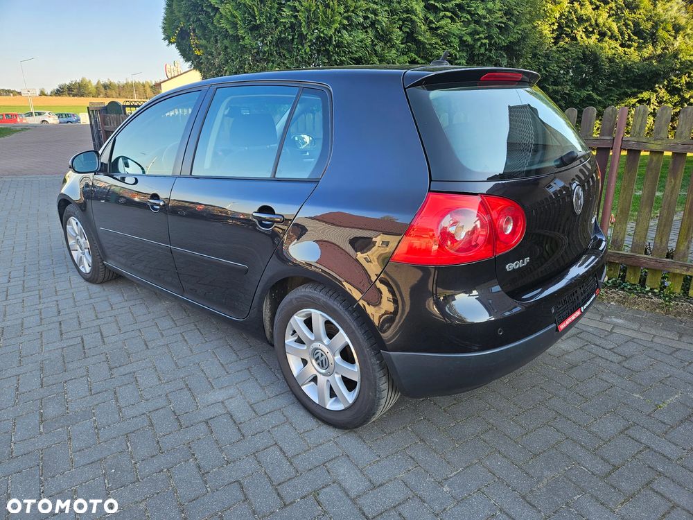 Volkswagen Golf 2.0 TDI Edition - 4