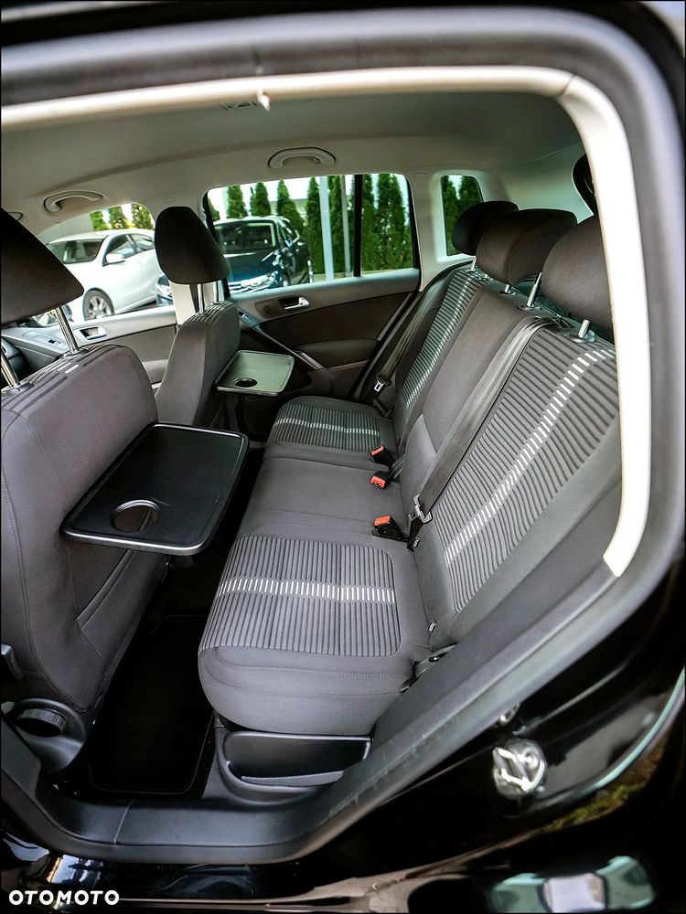 Volkswagen Tiguan - 8
