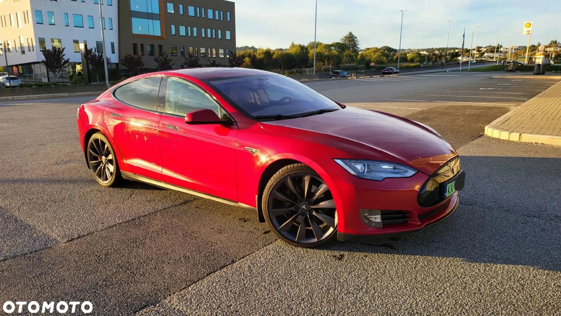 Tesla Model S 85 - 1