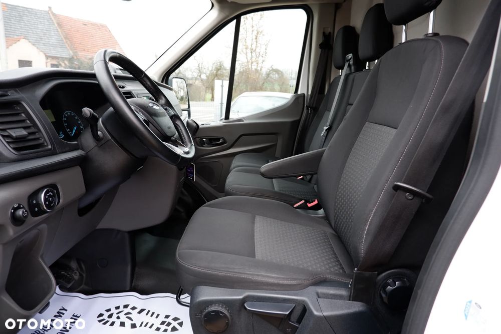 Ford Transit - 9