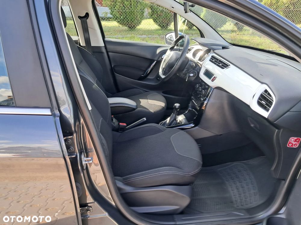 Citroën C3 Pure Tech (VTi) 82 Exclusive - 19
