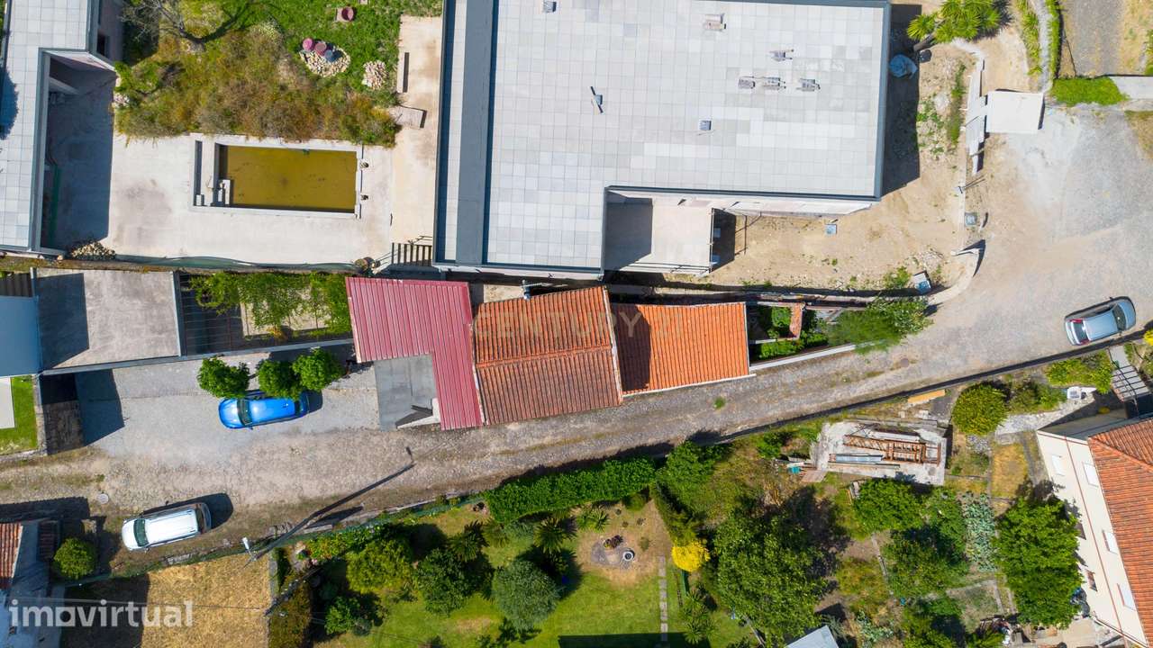 Moradia T3 para remodelaçao em Adaúfe, Braga - Oportunidade Única! - Grande imagem: 4/49