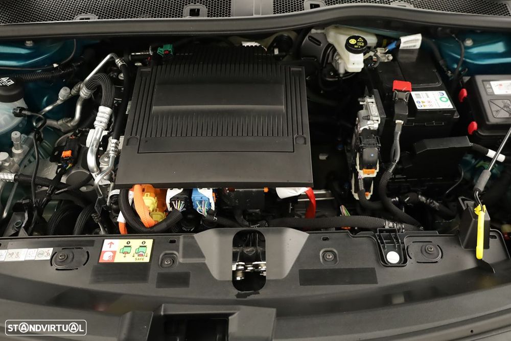 Peugeot e-2008 54 kWh Allure - 25