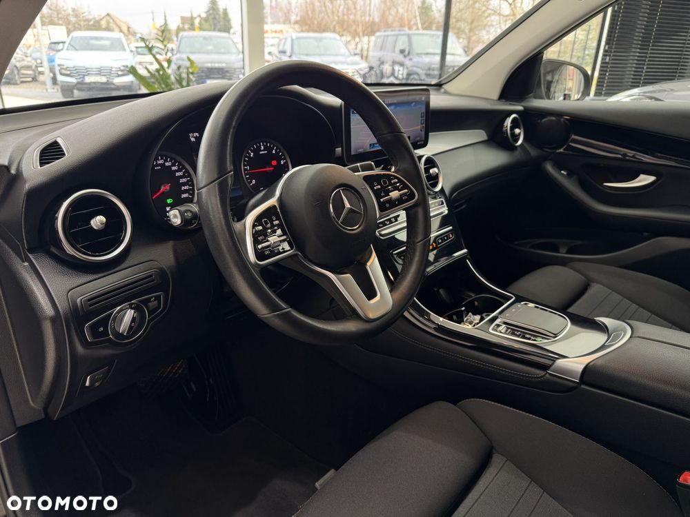 Mercedes-Benz GLC - 8
