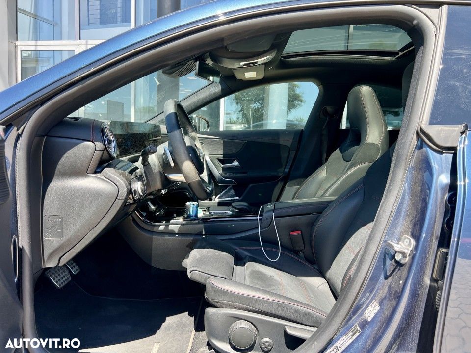Mercedes-Benz CLA 220 - 11