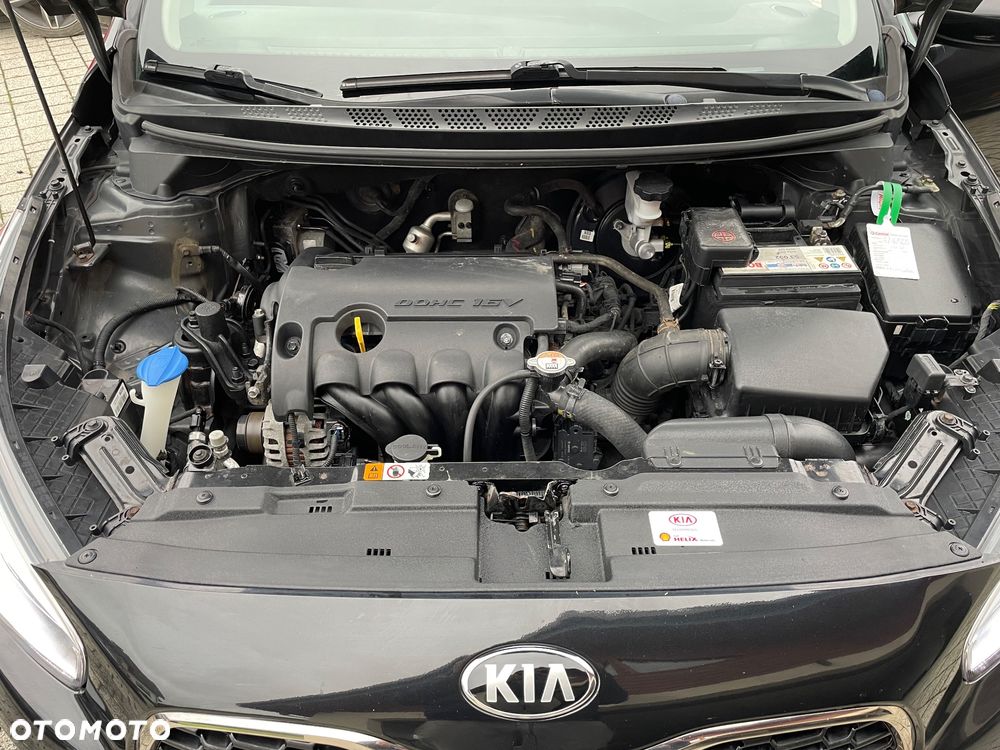 Kia Ceed 1.4 CVVT Dream Team Edition - 21