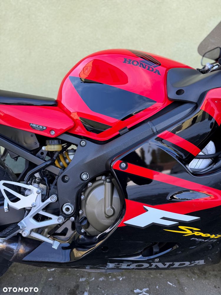 Honda CBR - 7