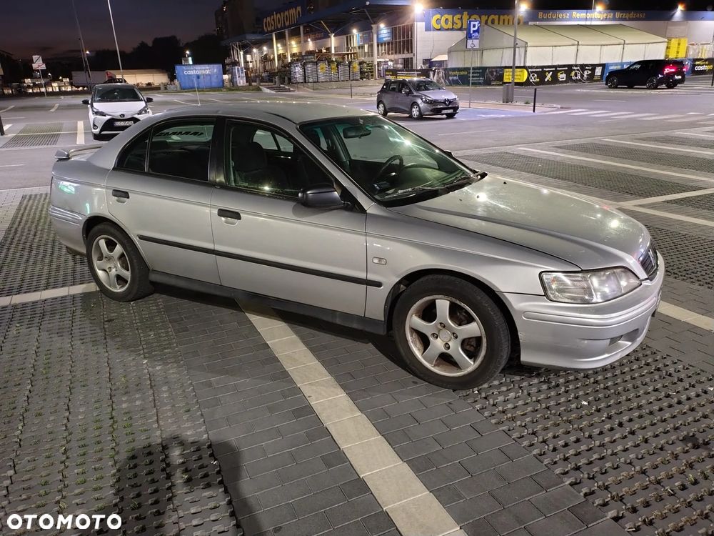Honda Accord 1.8i ES - 4