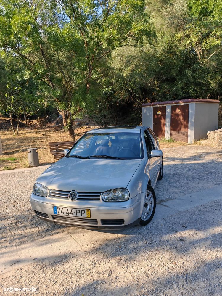 VW Golf 1.9 TDi Highline - 1