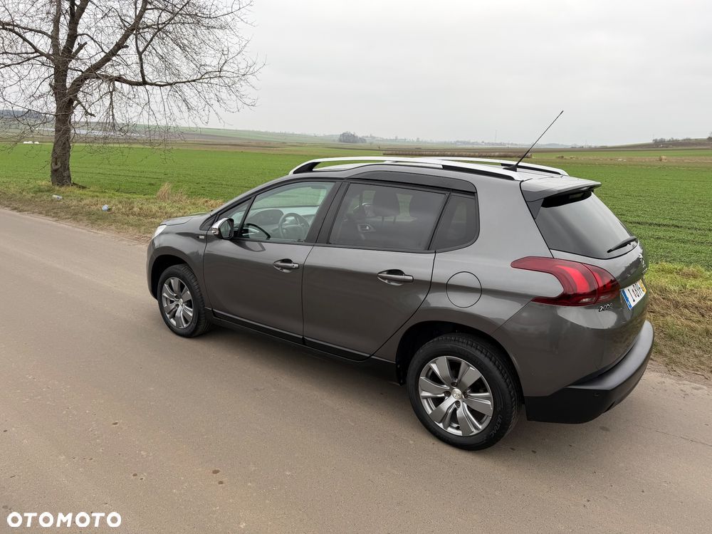 Peugeot 2008 PureTech 82 Urban Move - 6