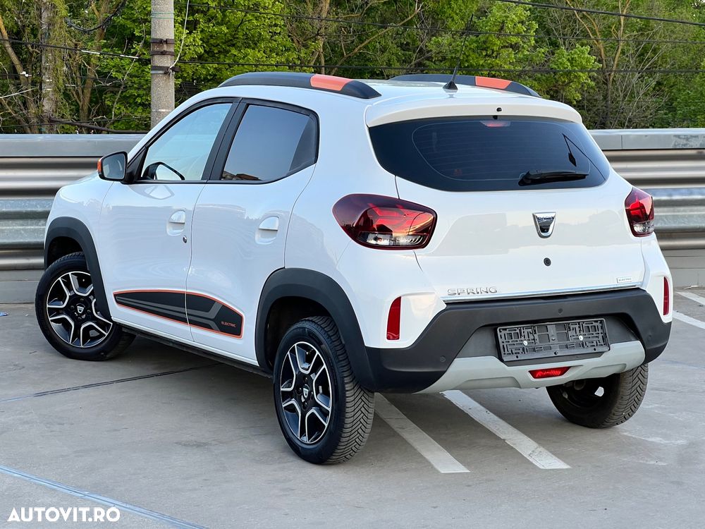 Dacia Spring Expression - 3