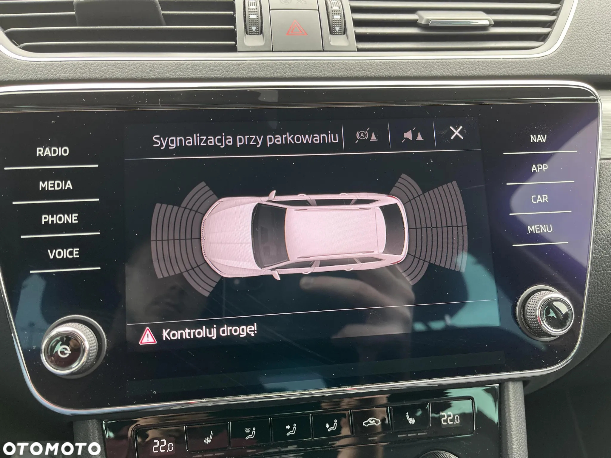 Skoda Superb Combi 2.0 TDI Style - 32