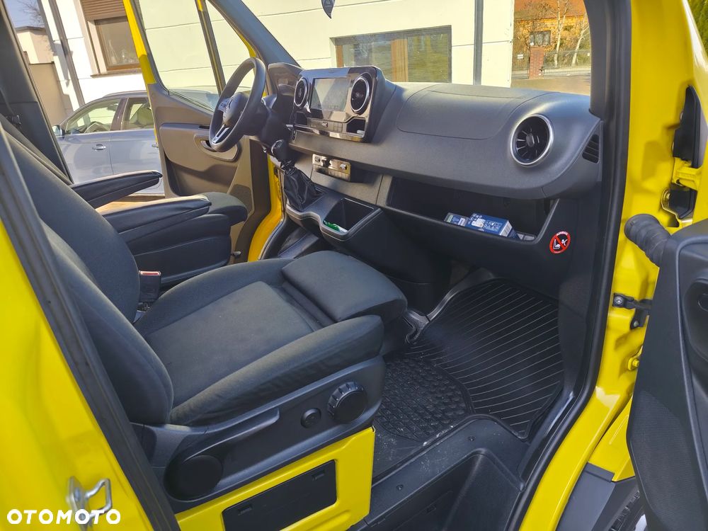 Mercedes-Benz SPRINTER 317 CDI 170KM MAXI LONG DOKA 6OSOBOWA SKRZYNIA KAMERA KLIMATRONIC NAVI COMMAND INTERNET HAK 3500 TEMPOMAT RADAR fotele KOMFORTY podgrzewane - 17