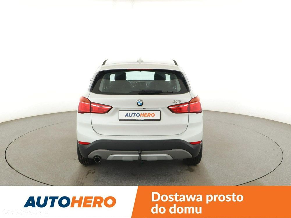 BMW X1 sDrive18d xLine - 7