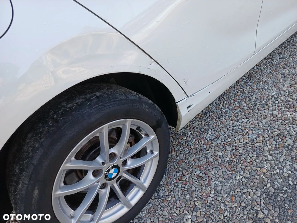 BMW Seria 1 116d Sport Line - 7