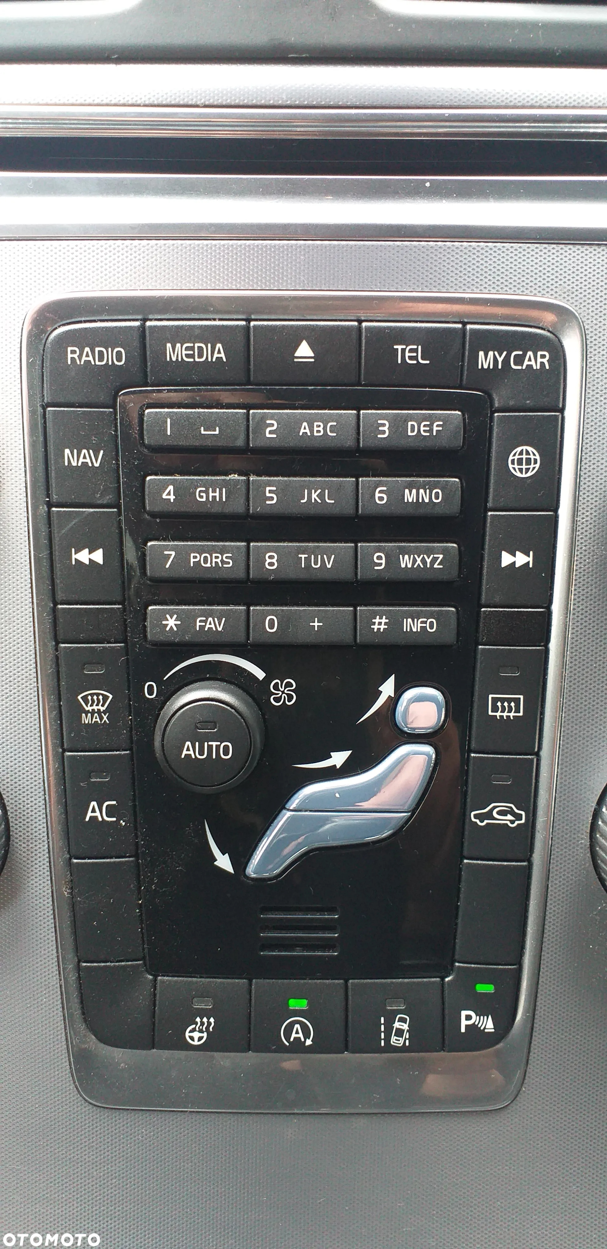 Volvo XC 60 D3 Momentum - 8