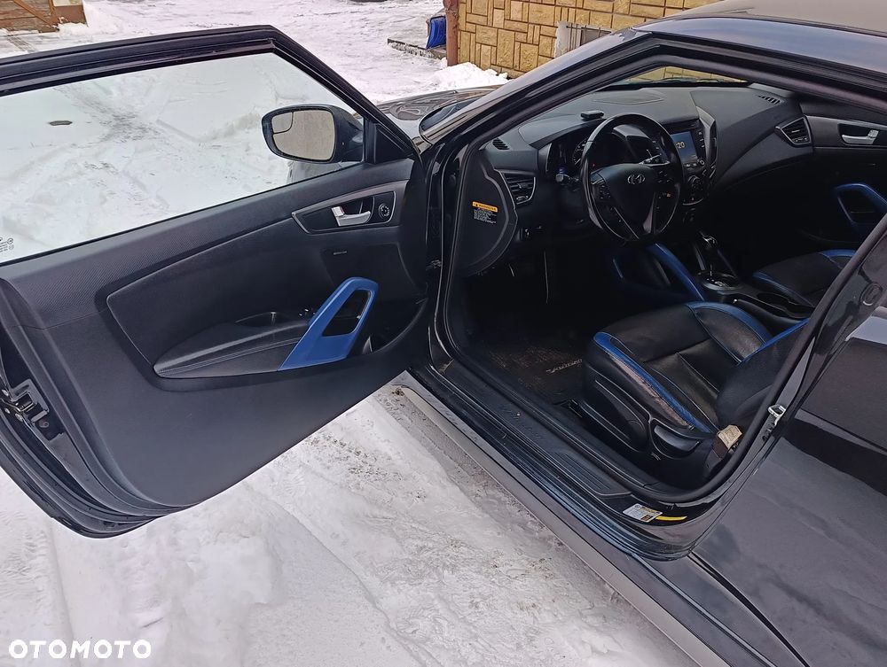 Hyundai Veloster 1.6 Turbo Automatik Style - 14