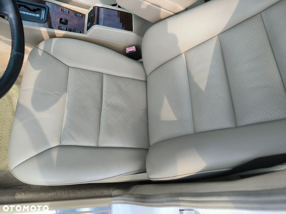 Mercedes-Benz Klasa E 420 - 12