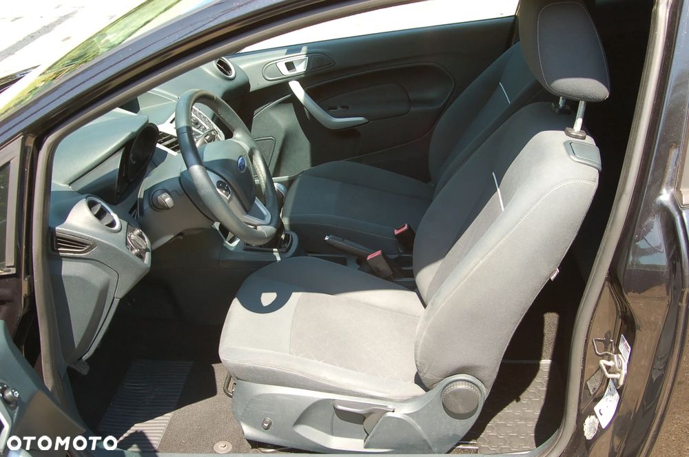 Ford Fiesta 1.25 Ghia EU5 - 12