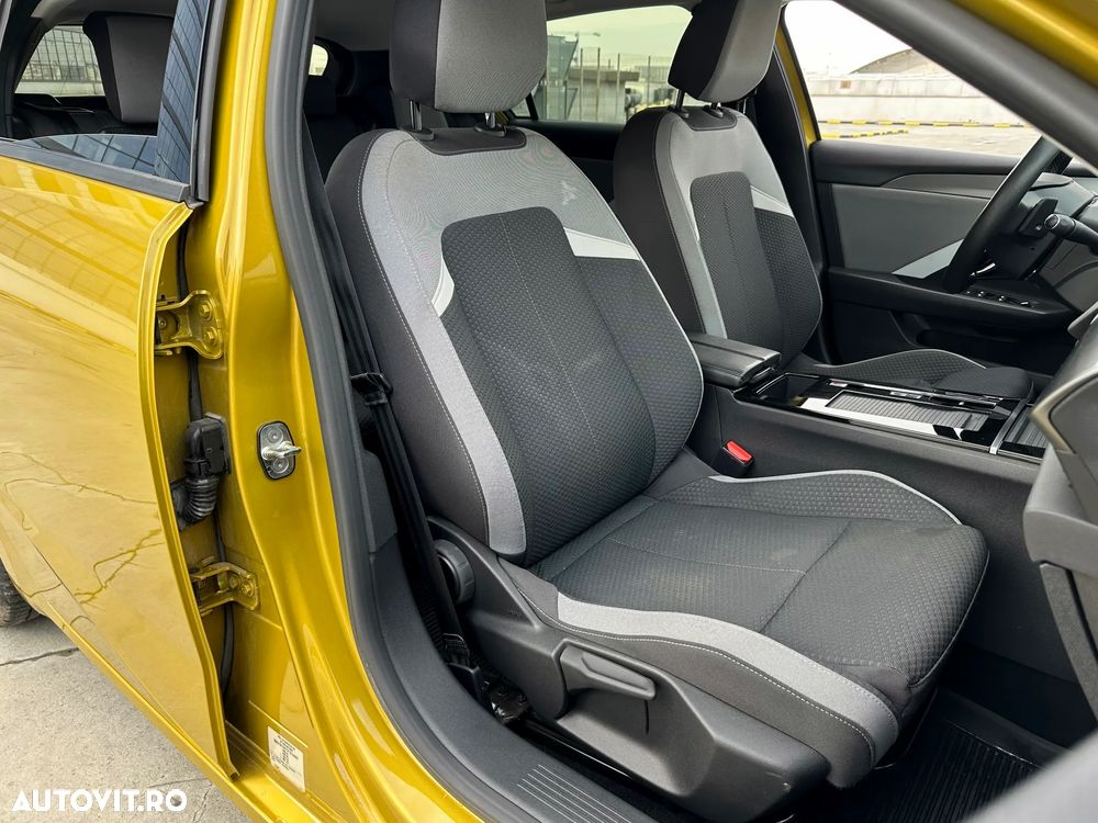 Opel Astra 1.5L Start/Stop AT8 Business Edition - 10