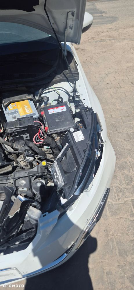Peugeot 308 1.2 PureTech Allure S&S - 15