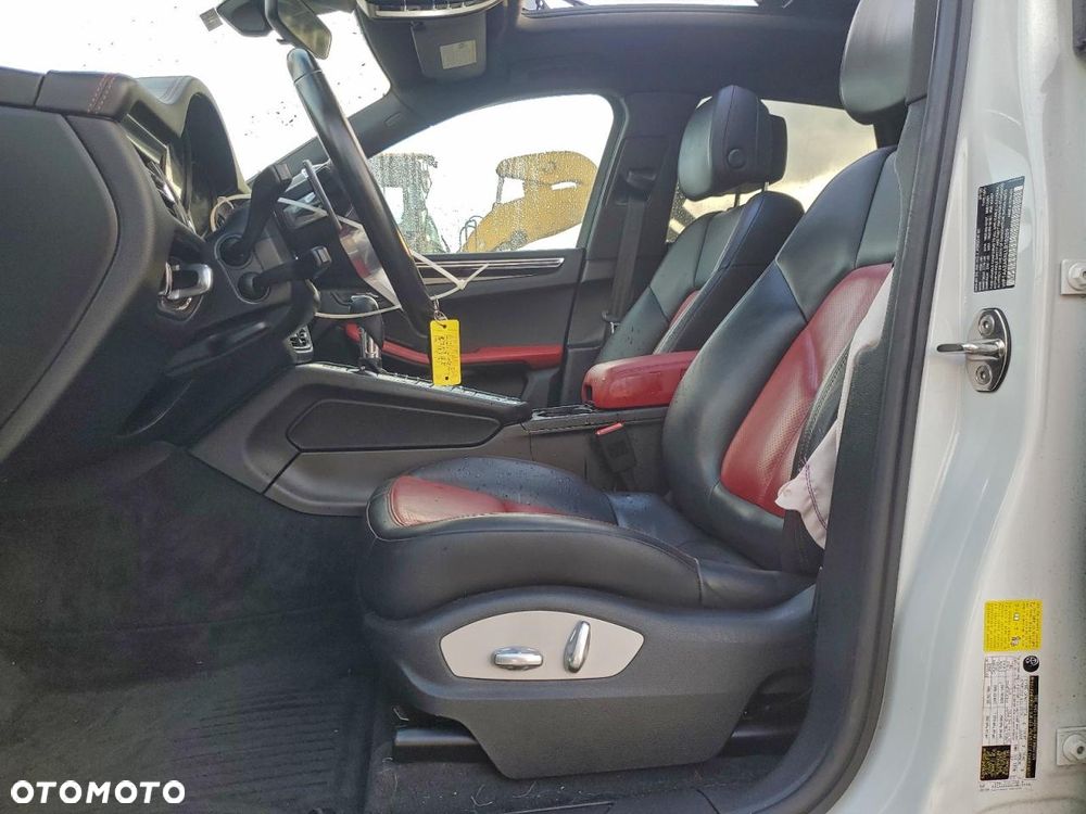 Porsche Macan - 7