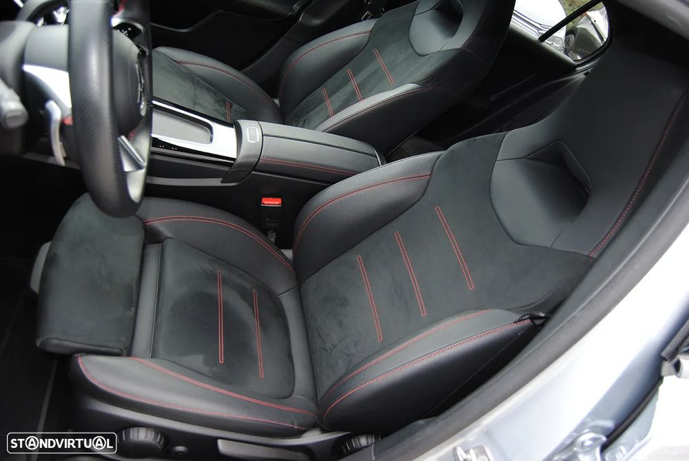 Mercedes-Benz A 250 e - 35