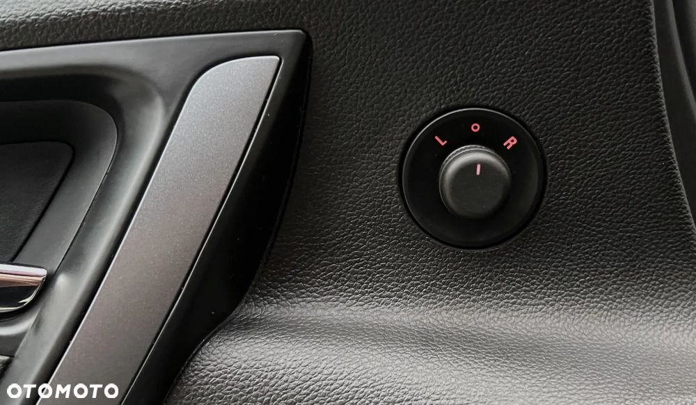 Opel Astra V 1.6 CDTI Dynamic - 26