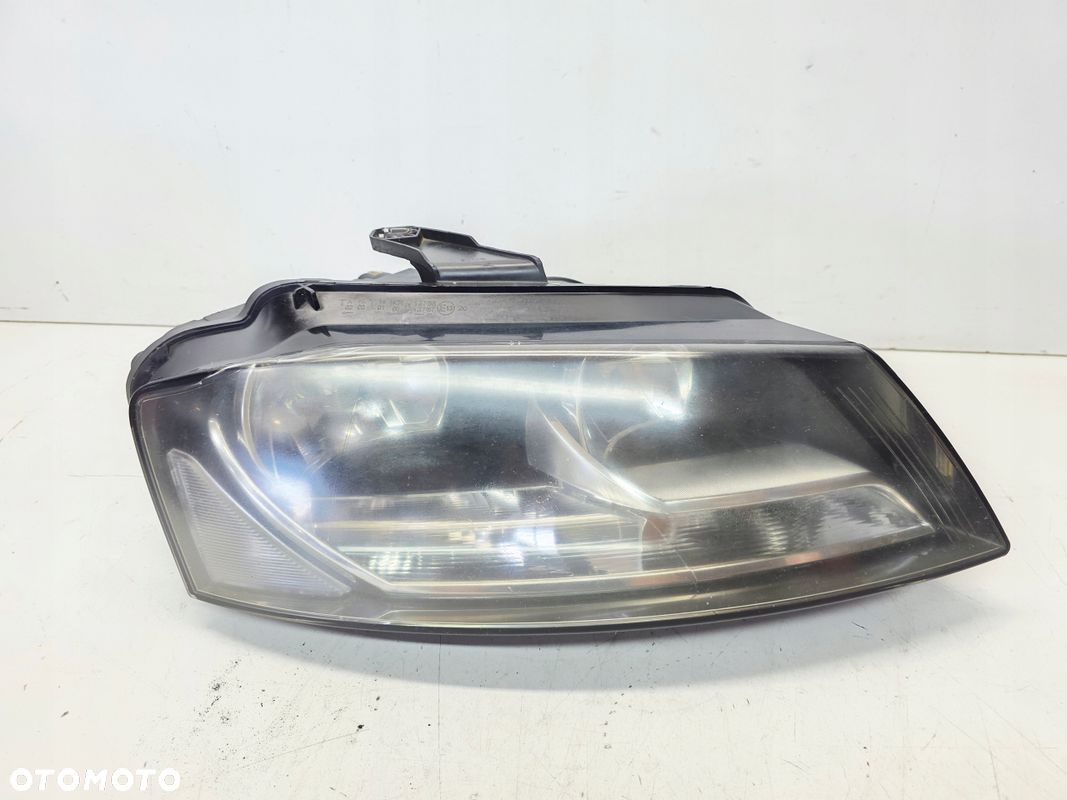 REFLEKTOR LAMPA PRAWY PRZÓD AUDI A3 8P LIFT 8P0941004AK UK TYC - 1