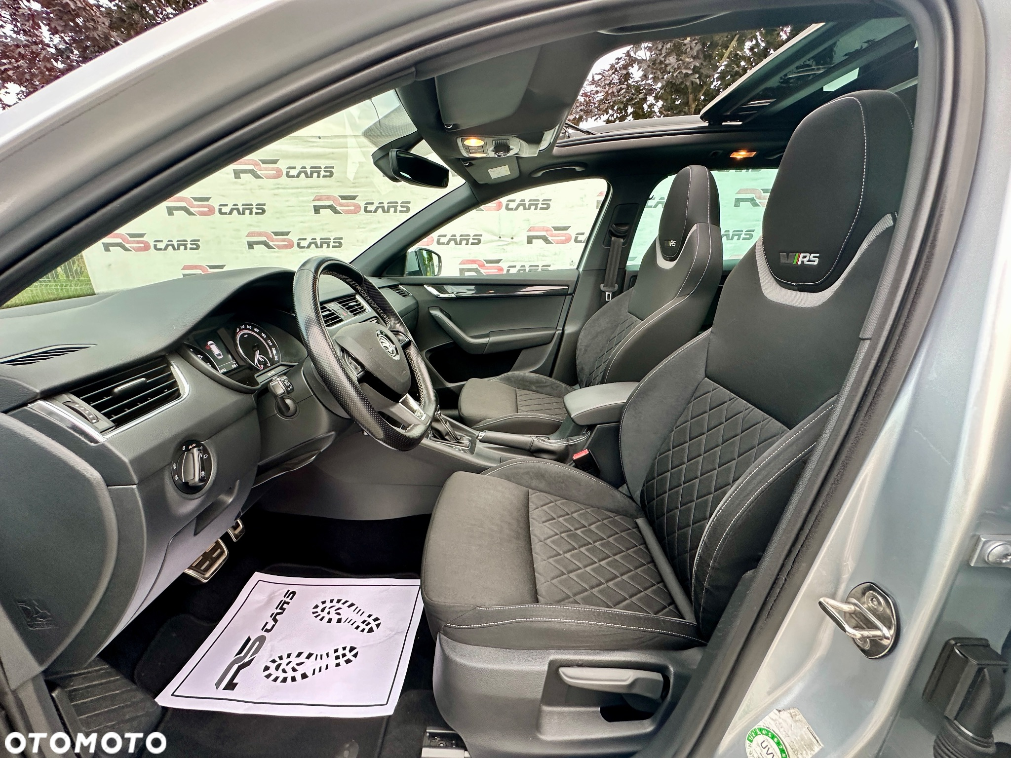 Skoda Octavia Combi 2.0 TDI DSG RS - 21