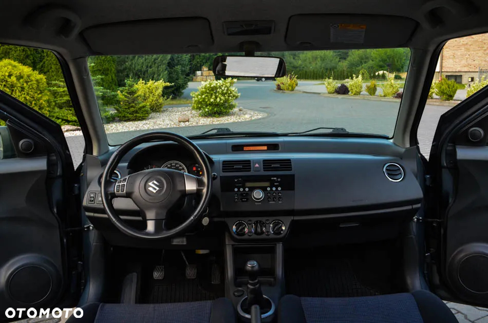 Suzuki Swift 1.3 4x4 Comfort - 33