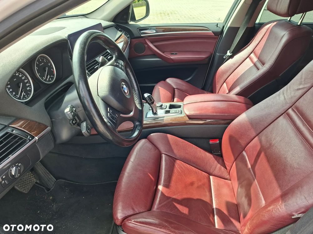 BMW X6 35i xDrive - 8